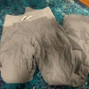 Lululemon Girls Sweatpants (ivivva)